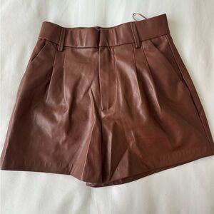 Zara High Waist Brown Leather Shorts 🤎